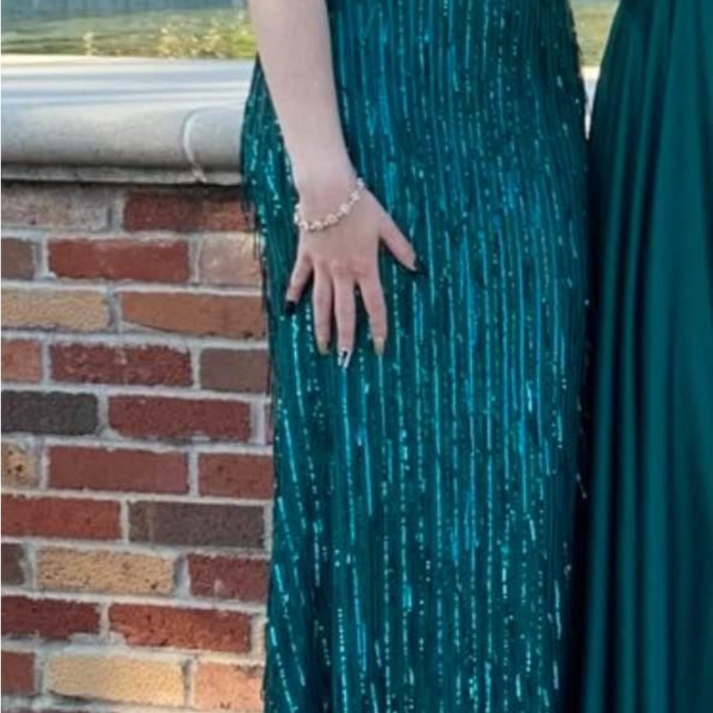 Elegant Teal Evening Gown